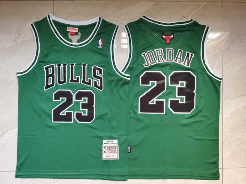 Bulls 23 Michael Jordan Green 1997 98 Hardwood Classics Swingman Jersey,We sell and wholesale Bulls 23 Michael Jordan Green 1997 98 Hardwood Classics Swingman Jersey on line form chian!